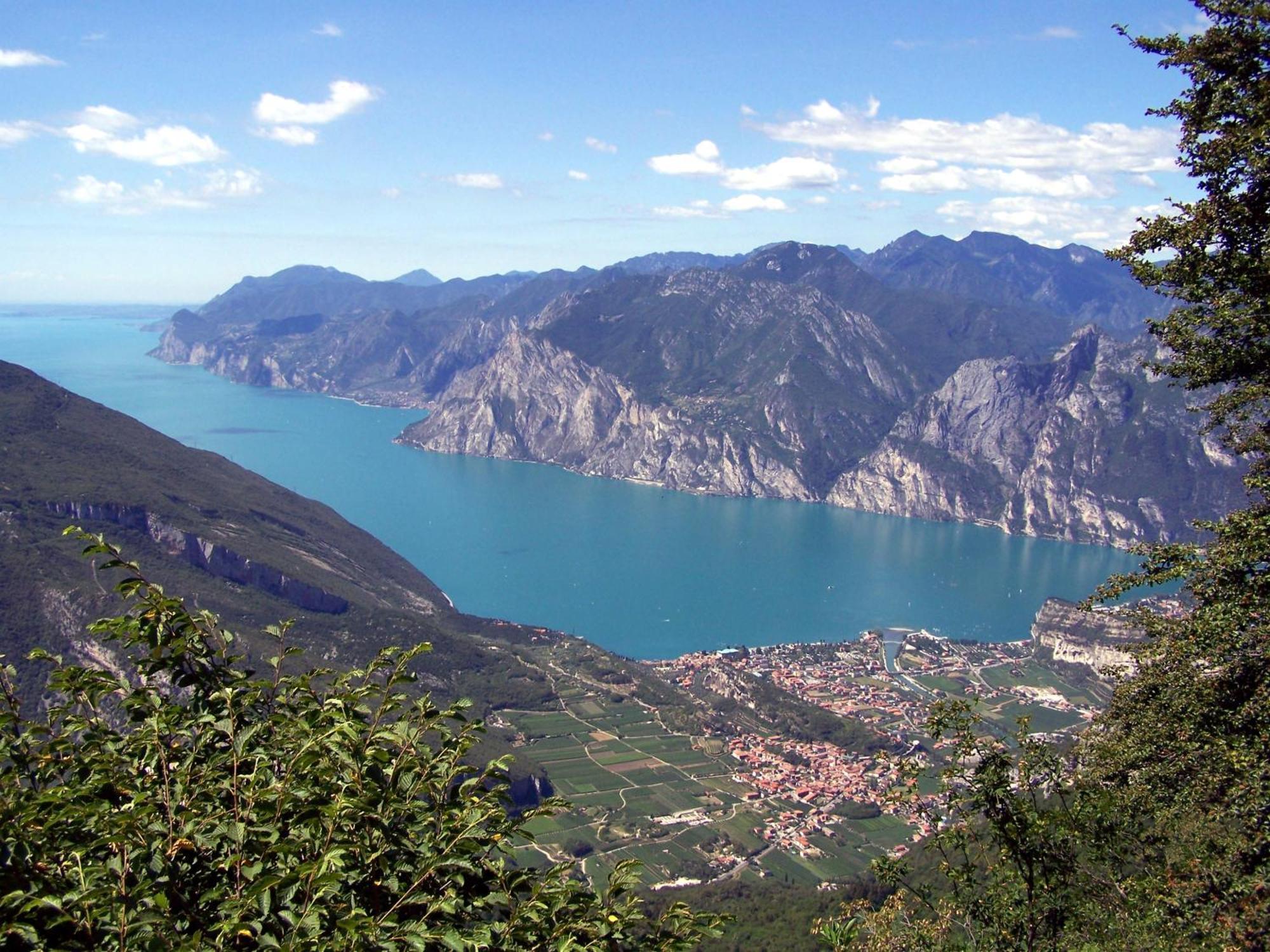 Casa Di Nin Torbole Sul Garda Exterior foto